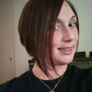 Meet your Posher, Becky